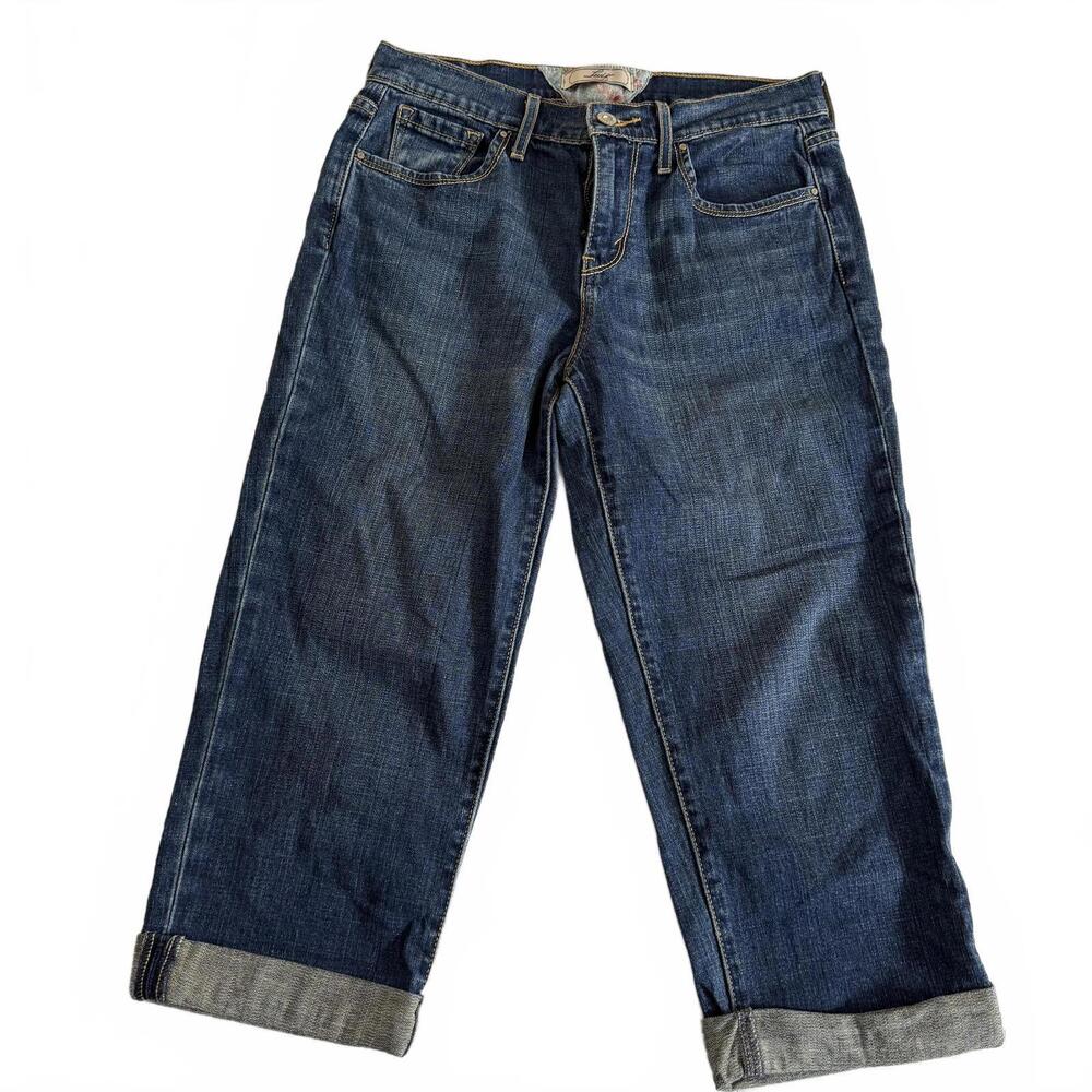 LEVI'S Cropped cuffed Hem Jeans Wms Size 4 Unique Back Pocket Western Boho